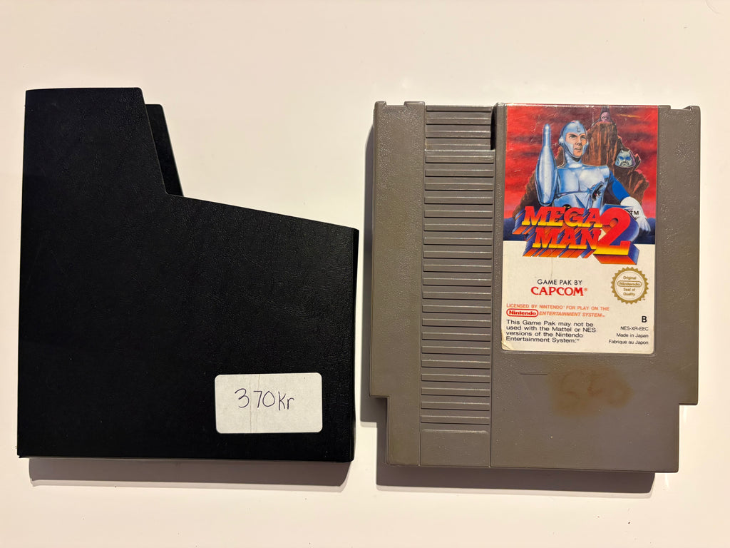 NES - Mega Man 2 + dust protector