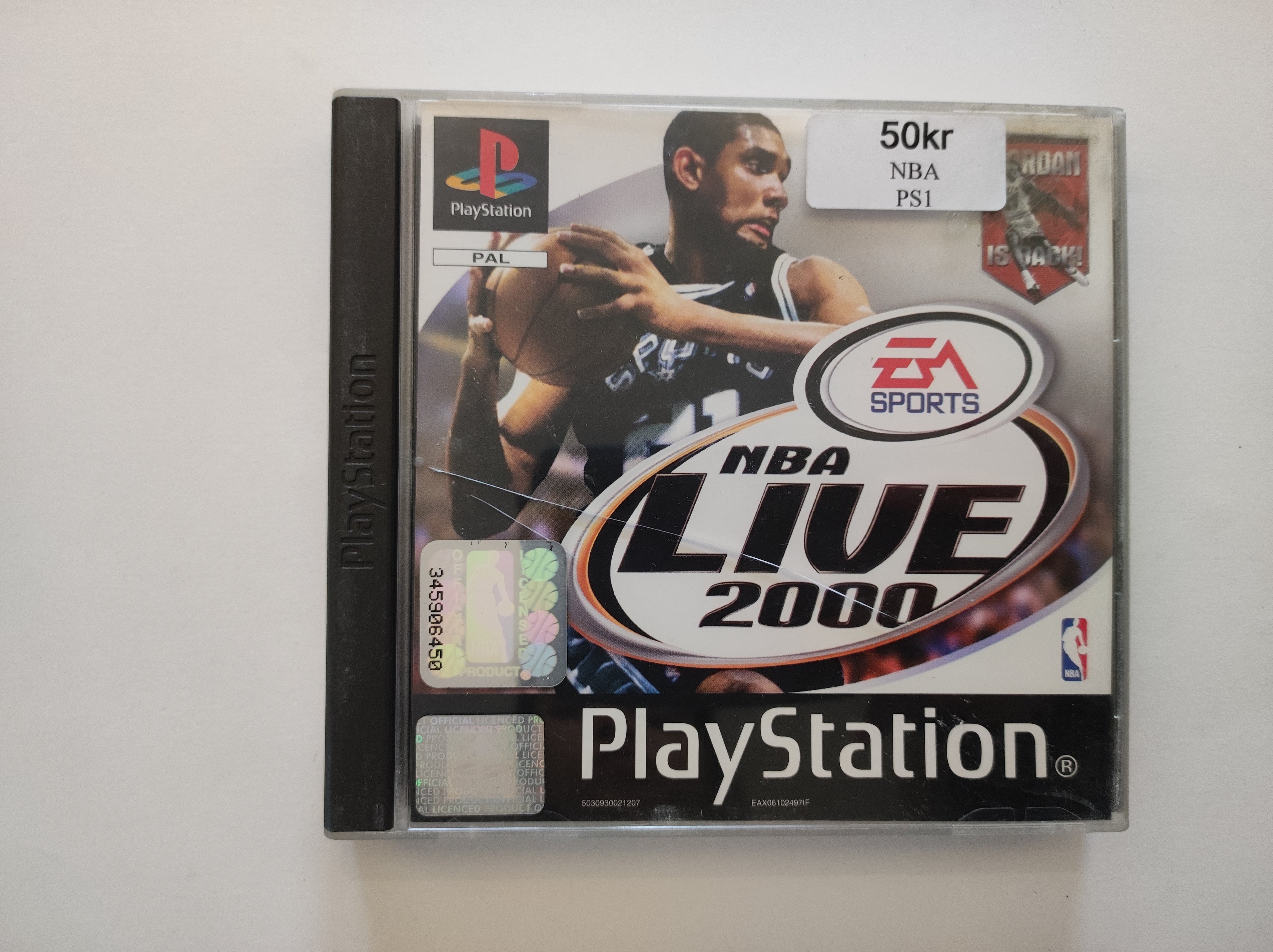 PS1 - NBA Live 2000