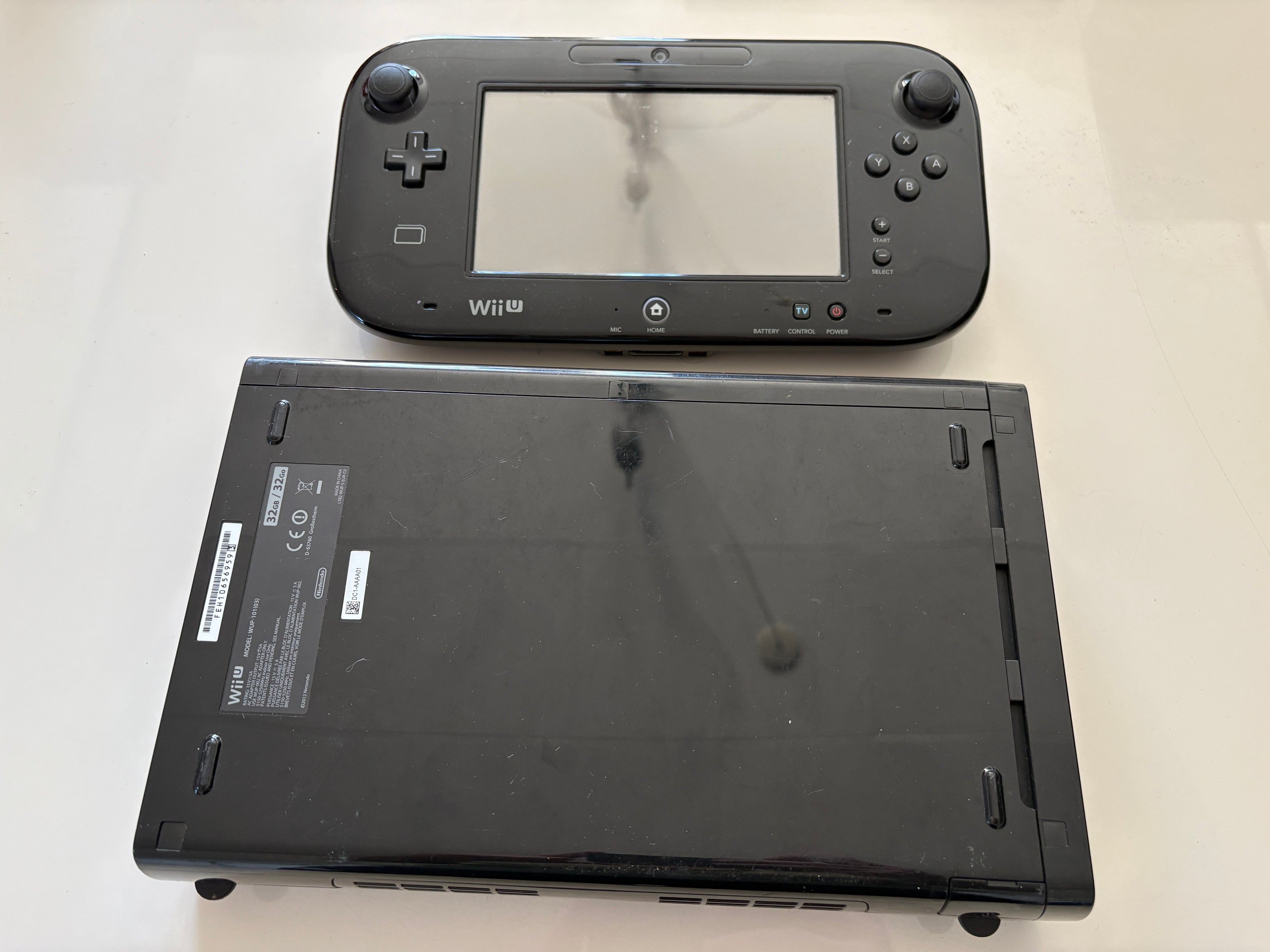 Nintendo Wii-U 32GB Pakke