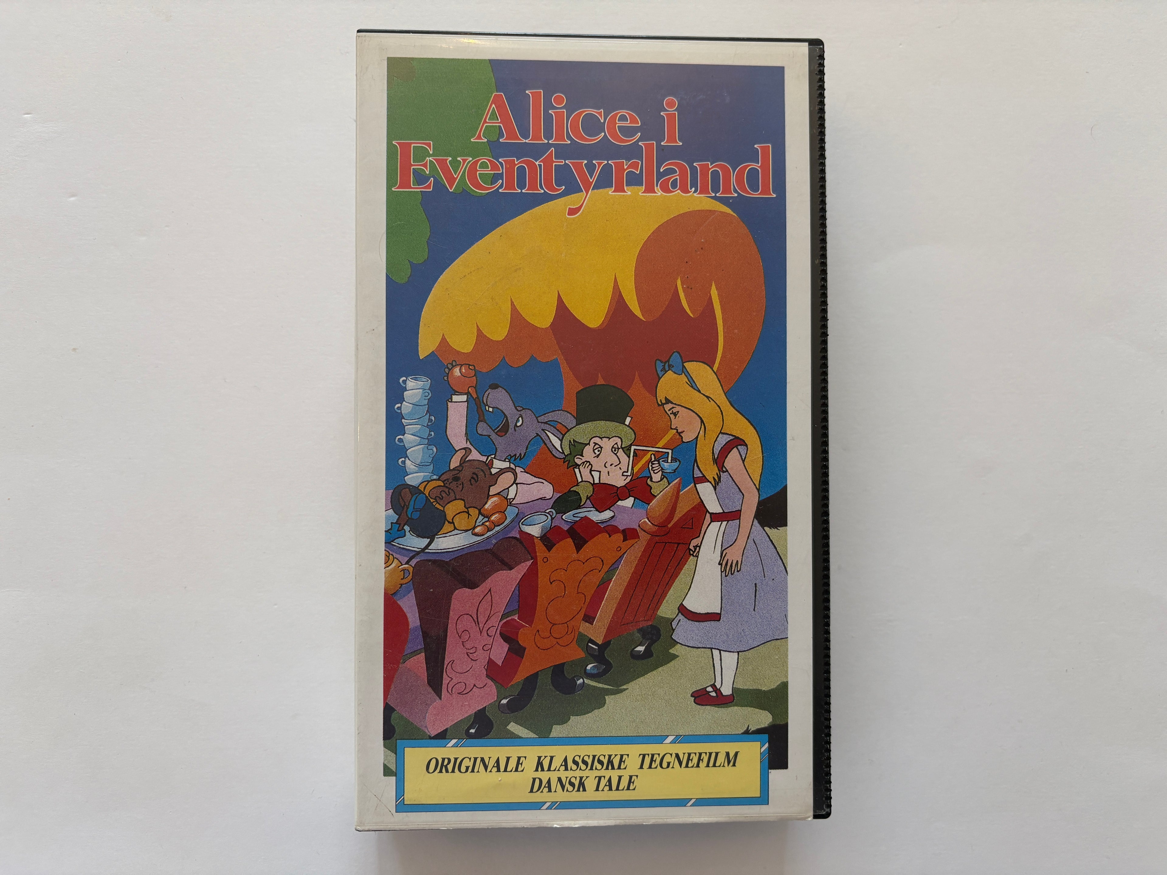 VHS - Alice i Eventyrland