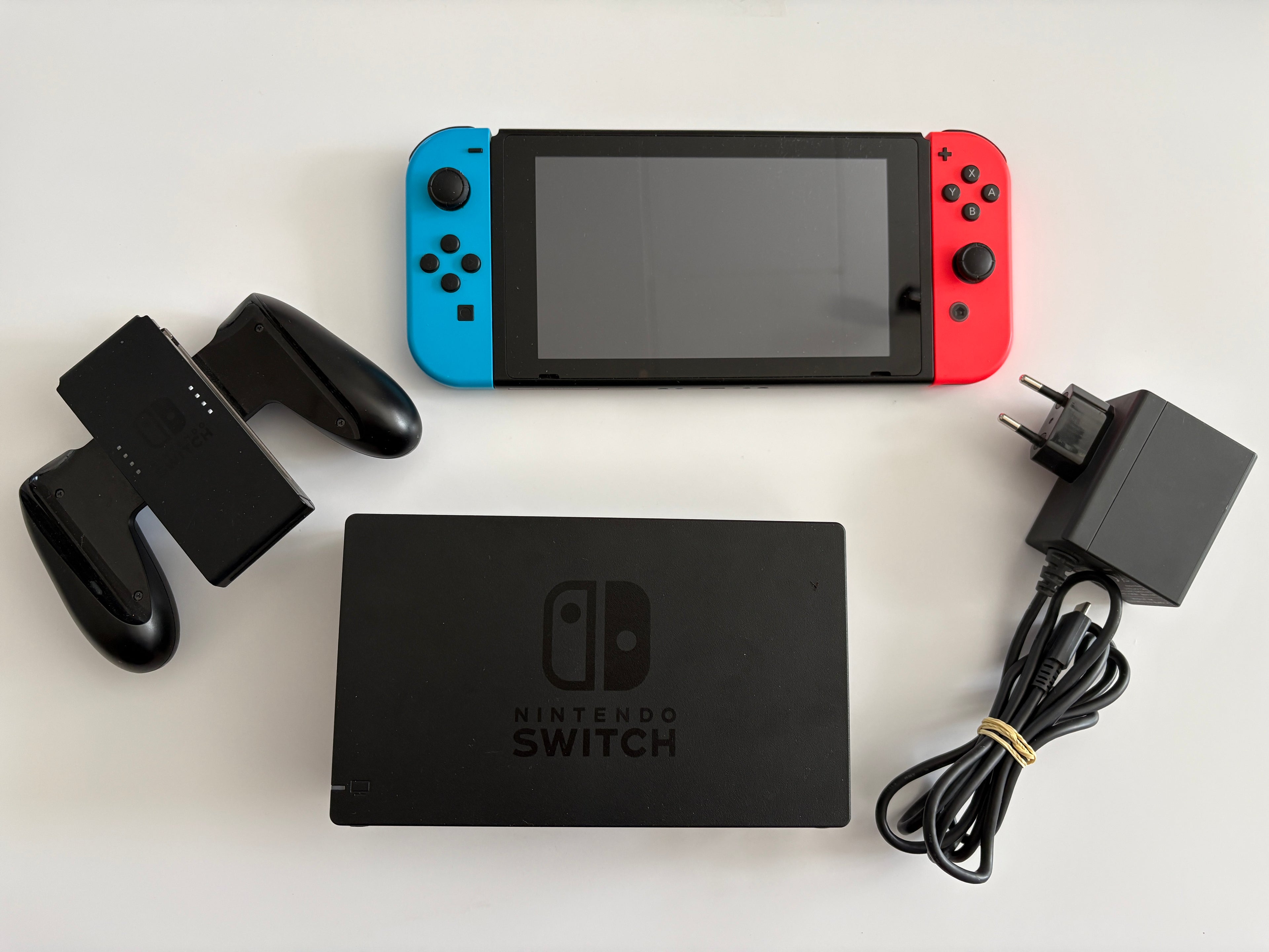 Brugt: Nintendo Switch: Konsol Pakker
