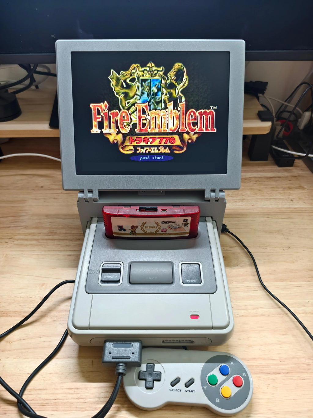 Ny: Transportabel 10,4-tommer LCD-skærm til SNES